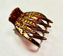 Load image into Gallery viewer, Large French Yoga Clip