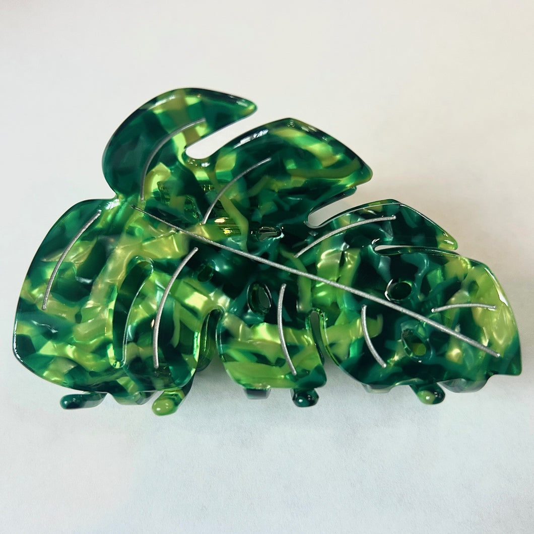 Gorgeous Green Leaf Jaw