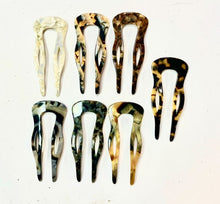 Load image into Gallery viewer, Handmade CutOut Wide French Chignon
