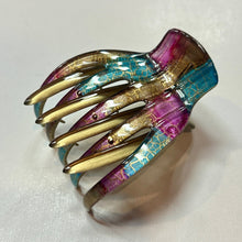 Load image into Gallery viewer, Large French Yoga Clip
