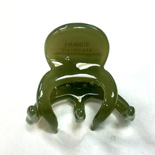 Load image into Gallery viewer, Small Good Gripper French Jaws
