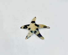 Load image into Gallery viewer, French Starfish Side Hair Pin
