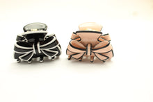 Load image into Gallery viewer, Chanel Insp Preppy Bow Jaws
