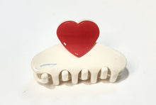 Load image into Gallery viewer, Sweet Heart Jaw Clip
